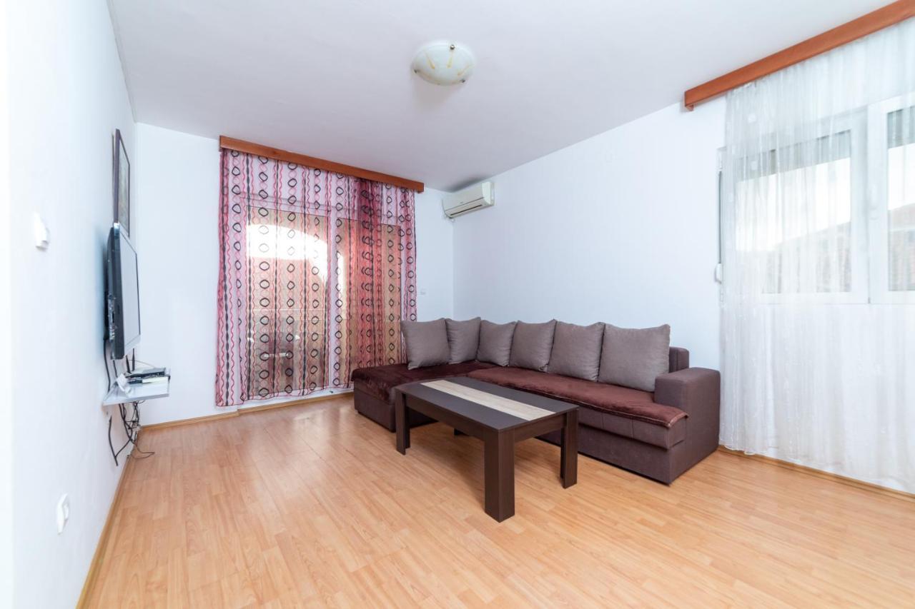 Apartmani Jovan 부드바 외부 사진
