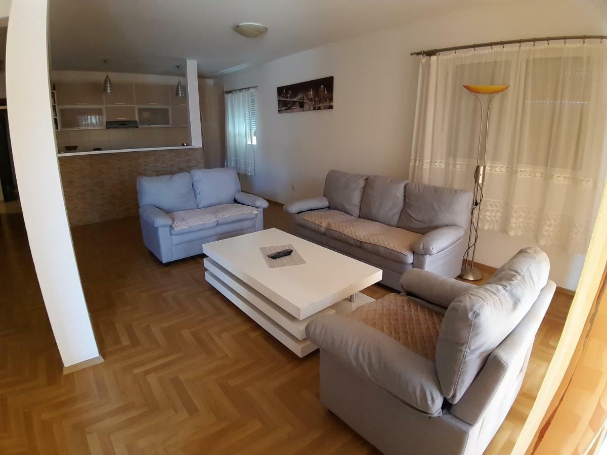 Apartmani Jovan 부드바 외부 사진